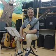 Sono un insegnante di musica e chitarra moderna